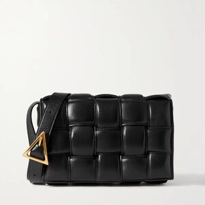 BOTTEGA VENETA Classic Medium Padded Cassette Intrecciato Leather Shoulder Bag